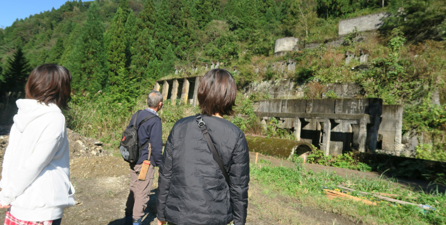 土倉鉱山跡地