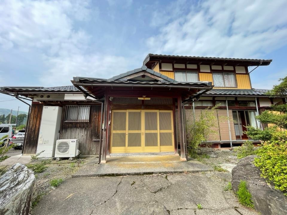 detached 長浜市西浅井町塩津中